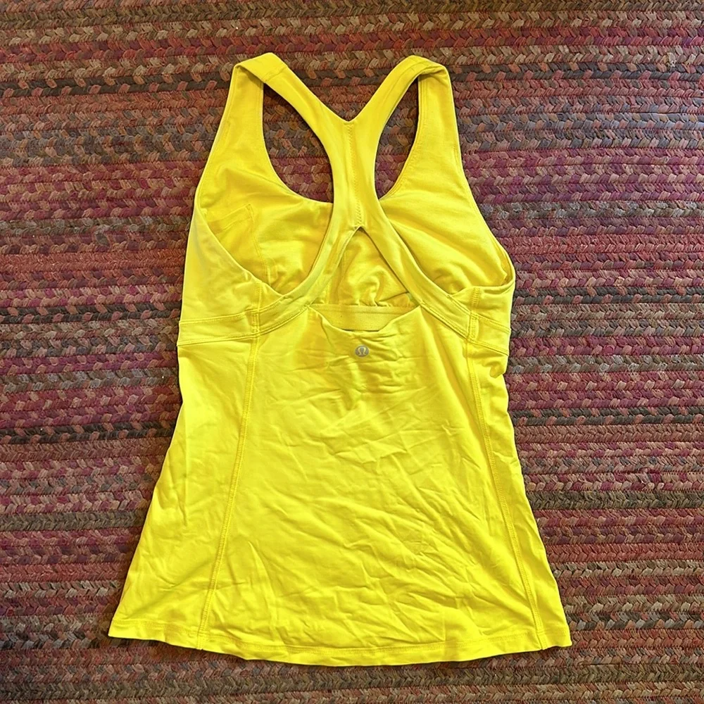 LULULEMON BRIGHT YELLOW ATHLETIC TANK WORK OUT TENNIS GOLF PICKLEBALL WAIST